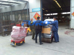 福瑞得機(jī)械座駕壓路機(jī)，手扶壓路機(jī)包裝發(fā)貨
